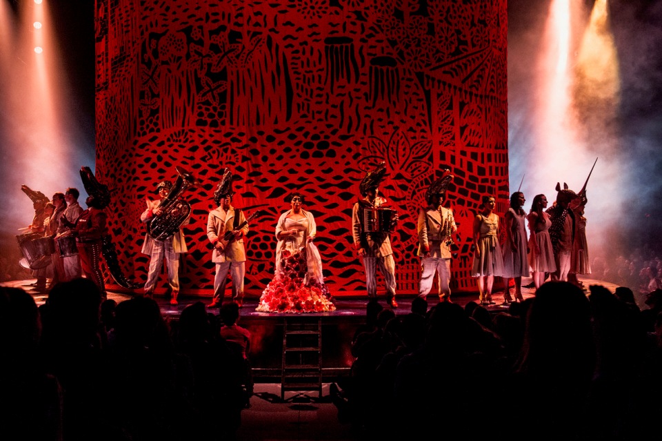 "Luzia"